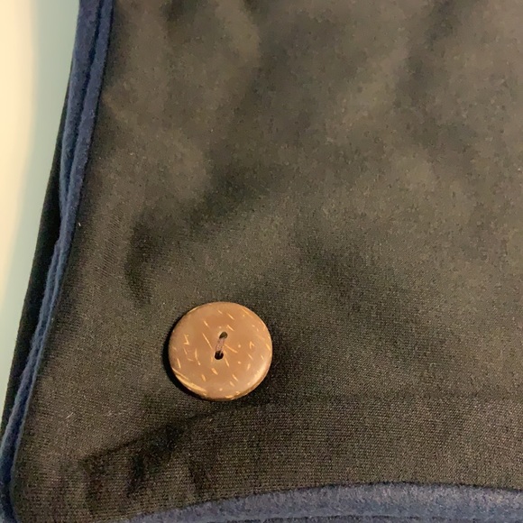 NWT - Black & Navy wrap scarf - Picture 4 of 5